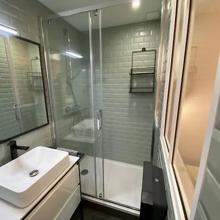 35 M2,vue Mer, Plage De Nauzan Apartment *